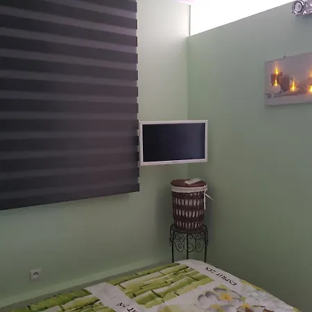 A La